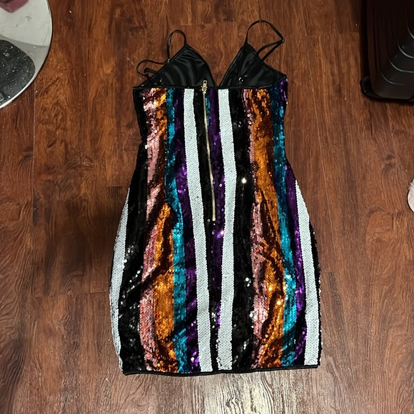 Striped sequin dress - NWOT - Picture 4 of 4